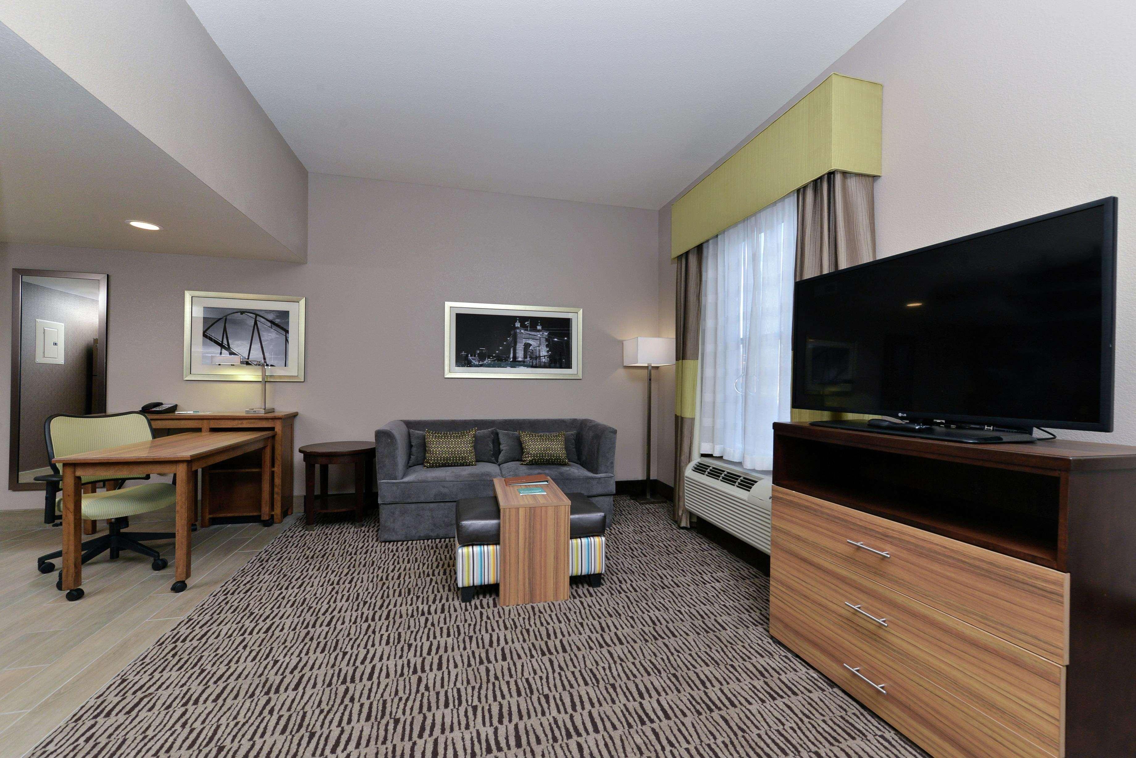 Homewood Suites By Hilton Cincinnati/Mason Εξωτερικό φωτογραφία