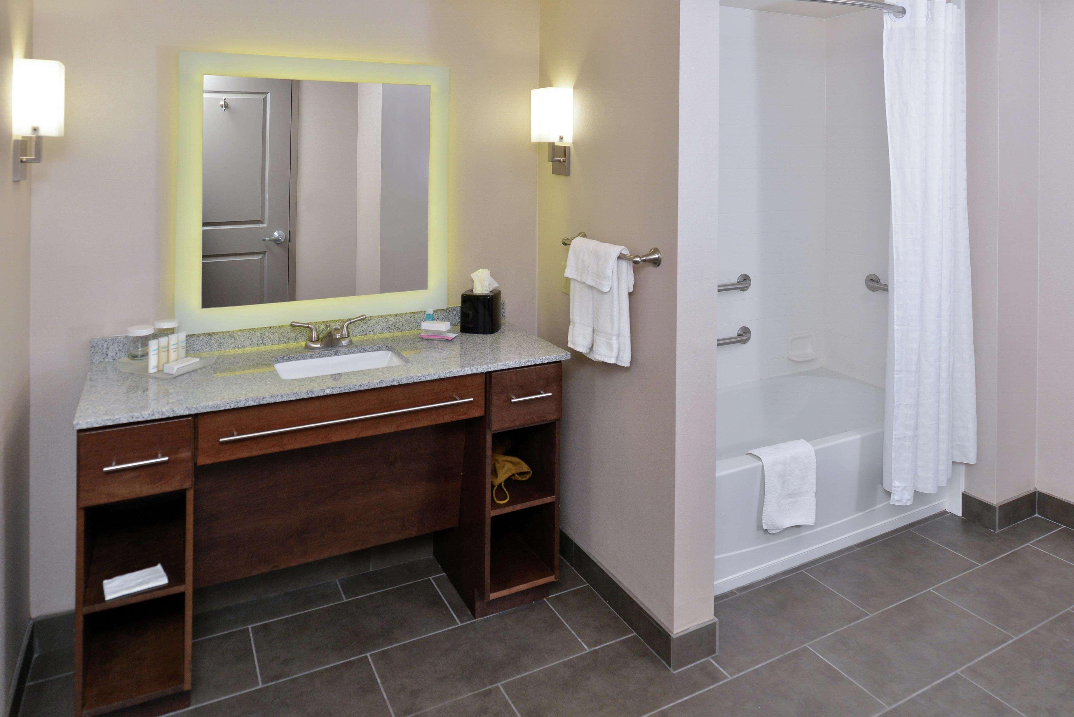 Homewood Suites By Hilton Cincinnati/Mason Εξωτερικό φωτογραφία