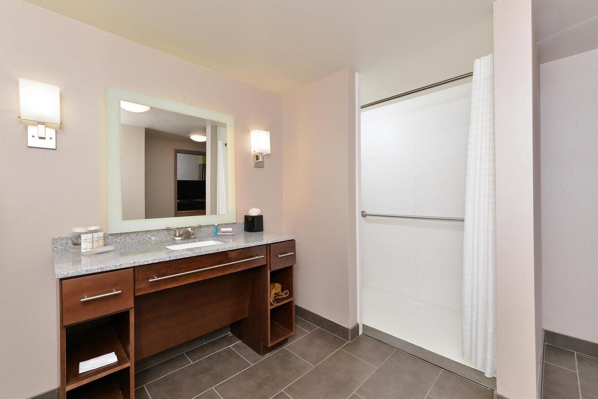 Homewood Suites By Hilton Cincinnati/Mason Εξωτερικό φωτογραφία